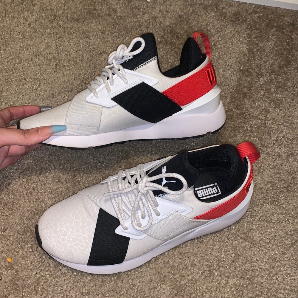 PUMA RUNNING SHOES RED WHITE BLACK